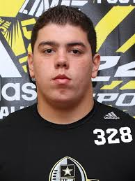 Bailey Becker, Heritage, Offensive Tackle