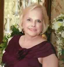 Sandy Barham's Instagram, Twitter & Facebook