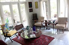 Desain taman rumah minimalis dengan kolam ikan; 5 Inspirasi Desain Interior Gaya Vintage Lamudi