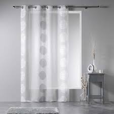 Profitez ainsi de la luminosité naturelle tout en décorant vos fenêtres avec style. Rideau Voilage Rondina 140x240cm Blanc Gris