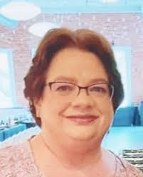 Darcie Adams's Instagram, Twitter & Facebook