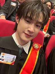 Nat's Graduation Day 🍼🧑🏻‍🎓 : r/ThaiBL