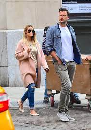 Pic Exclusive Lauren Conrad Debuts Baby Bump