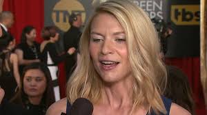 Shakespeare's famous play is updated to the hip modern suburb of verona still retaining its original dialogue. Exclusive Leonardo Dicaprio Has Romeo Juliet Co Star Claire Danes Vote For The Oscar He S Been Underap Entertainment Tonight