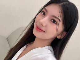 빅토리아 Victoria (@victoria.chee) • Threads, Say more