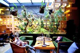 12 Garden Themed Cafes Restaurants In Singapore To Take You Out Of This World Danielfooddiary Com Themed Cafes Cafe Restaurant Retro Cafe