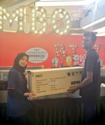 Just passed by atria shopping gallery. Mbo Cinemas On Twitter One Set Is Not Enough How About One Whole Box Our Mbo Cinemas Crew Also Came To Purchase Their Own Mbo Cinemas Topper Cups With Bt21 Get Yours