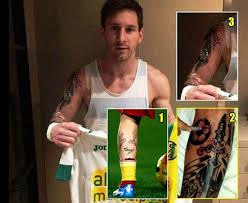 See more ideas about spartan tattoo, messi tattoo, warrior tattoos. Ein Messias Fur Messi Der Barca Star Prasentiert Sein Tattoo Nummer 4 Watson