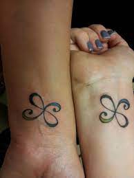 Pin By Laura Koch On Tattoos Friendship Tattoos Friend Tattoos Friendship Symbol Tattoos