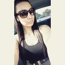 Amanda Raphael's Instagram, Twitter & Facebook