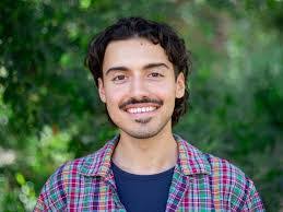 Alicia Pease's Instagram, Twitter & Facebook