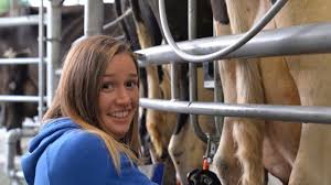 Give it a Go Girl – Milking Cows | Nelson Weekly