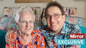 Happy' couple with 40-year age gap say their first kiss was 'lovely and  long'