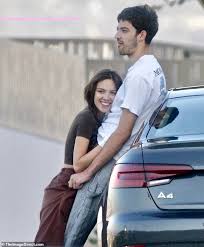 Jan 15, 2021 · joshua bassett isn't the only ex who could've served as inspiration for olivia rodrigo's new song. Olivia Rodrigo 18 Beams As She Puckers Up To New Boyfriend Adam Faze 24 During Sunset India A2z