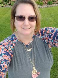 Celebrating a friend's upcoming wedding and 33 weeks of pregnancy