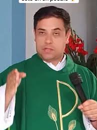 Se dedican a misterios o títulos de Jesús, María, o santos relevantes, con  oraciones y lecturas específicas, aunque menos elaboradas que las  solemnidades. #católicoverdadero #padrearturocornejo #fyp ...