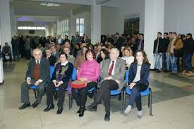 Pana in 1888 se sustin, paralel cu tezele de doctorat, un numar de 19 diplome de licenta in medicina. Facultate De Inginerie MecanicÄ Cluj Napoca DupÄ 25 De Ani De La Divizare Facultatea ConstrucÈii De Masini T C M Cluj