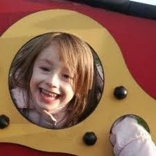 Alex Hadley's Instagram, Twitter & Facebook