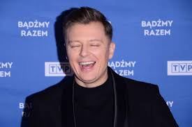 Po skończonym występie polska ekipa udała. Rafal Brzozowski Polskim Reprezentantem Na Na Eurowizji Internauci Bezwzgledni To Nie Jest Smieszne