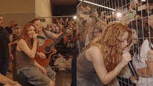 Shakira canta para sus fans en Chile tras cancelar más conciertos por  motivos de seguridad - Cuballama Noticias