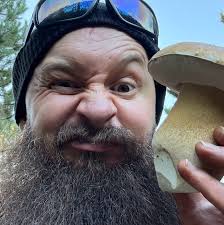 Hi All, If my shrooms have spored all over each other whilst I'm away am I  still able to consume them once they're dried out?