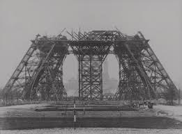 Bienvenue sur le compte officiel de la #toureiffel! The Construction Of The Eiffel Tower Eiffel Tower Google Arts Culture