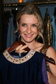 Astrid Lyons's Instagram, Twitter & Facebook