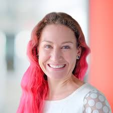 Tara Marsh's Instagram, Twitter & Facebook