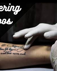 Henna tattoos covering the hands and wrist and bottom of feet up to the ankle: Star Tattoo Meanings Ideas And Pictures Tatring
