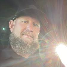 What are the best affordable places to eat in Helen, GA for first-time  visitors?