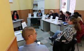 Munca la domiciliu este regula in aceasta perioada. BursÄƒ De Locuri De MuncÄƒ Pentru Persoane Cu DizabilitÄƒÈ›i Stiri Din Mures Stiri Targu Mures Liderul Presei Muresene