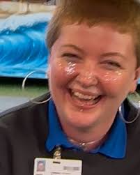 Today I presented you a very talented Caricature Artist! @calistam.art . A  matter for the first time a few years ago, and since then her artwork has  skyrocketed! Super wacky, and a