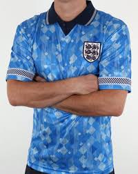 Despite all the heartbreak and agony, riding a wave of nostalgia is the perfect way to prepare for the next major tournament. 80s Casual Classics England 1990 Retro Football Shirt Blue Tee Jersey Mens