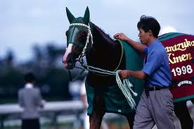 This song was featured on the following albums: å®å¡šè¨˜å¿µé¦¬ã‚µã‚¤ãƒ¬ãƒ³ã‚¹ã‚¹ã‚ºã‚«ã®è¨˜æ†¶ æ­¦è±ŠãŒè¦‹ãŸã‚µãƒ©ãƒ–ãƒ¬ãƒƒãƒ‰ã® ç†æƒ³ ç«¶é¦¬ Number Web ãƒŠãƒ³ãƒãƒ¼