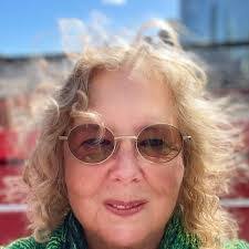 Barbara Dieringer's Instagram, Twitter & Facebook