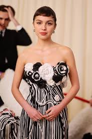 Olivia rodrigo nude porn - akia.beer