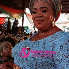 Lagos society woman, Alhaja Walter Gates Hold Mother of all Burial for  Mum., +As Celebrity Friends Rock Aso ijo of HOH for 750k thousand , +Some  Rock Luxury Lace for 350k, +Over 5000 Rock Anakra Aso ...