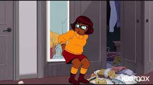 Velma breaks a mirror with her butt Aka twerks - YouTube