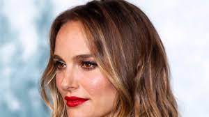 Collane a girocollo cheveux blond le blond doré est probablement la coloration blonde la plus demandée! Le Balayage Smoky Dore En 6 Photos