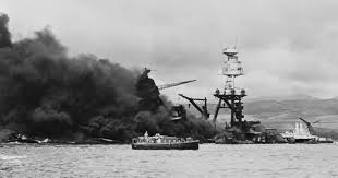 file:uss arizona sinking 2.jpg