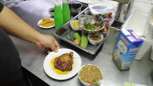 Nasi goreng chicken chop oshem yang memang terbaik di kedai d'hot cafe western nibong tebal. Tutorial Resepi Nasi Goreng Chicken Chop By Chicken Chop Perap Youtube