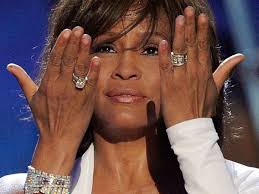 Whitney Houston (†48): Dunkles Familiengeheimnis: So schlecht geht es ihrem  Bruder