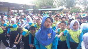 Senamrobik Jom Sihat Skptd 2018 Sk Pengkalan Tentera Darat Kem Sungai Besi Kl Zumba Senamrobik Youtube