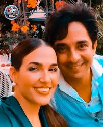 Dalia Yacmell Lima le dedica estas hermosas palabras a su pareja, el actor  cubano Enrique Bueno: "Feliz cumpleaños mi amor. Que la vida te siga  permitiendo gozar de mucha salud para poder