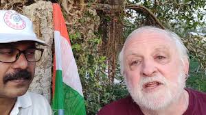 Meet Michael sonnleitner, Gandhian, Professor participating in Dandi  March..He shares a message to all Volunteers of Seva Dal.