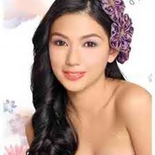 You are loved, we can go through life with a smile. Jennica Garcia Jennicagarcia5 Twitter