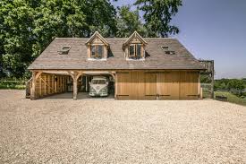 Three bay oak framed garage kit! Oak Frame Garage Ideas 8 Ways To Create A Timeless Garage Or Carport Homebuilding