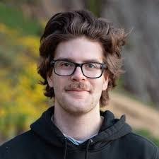 Andrew Schilling's Instagram, Twitter & Facebook