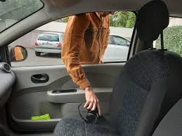 Ça tombe bien, il l'a été, entre autres. Vendee Les Voleurs Des Parkings Du Puy Du Fou Interpelles Et Incarceres Le Journal Du Pays Yonnais