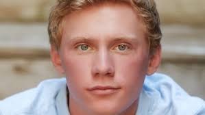 D.C. Everest graduating seniors earn scholarships